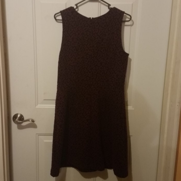 Ann Taylor Loft size 8 maroon dress - Picture 2 of 6